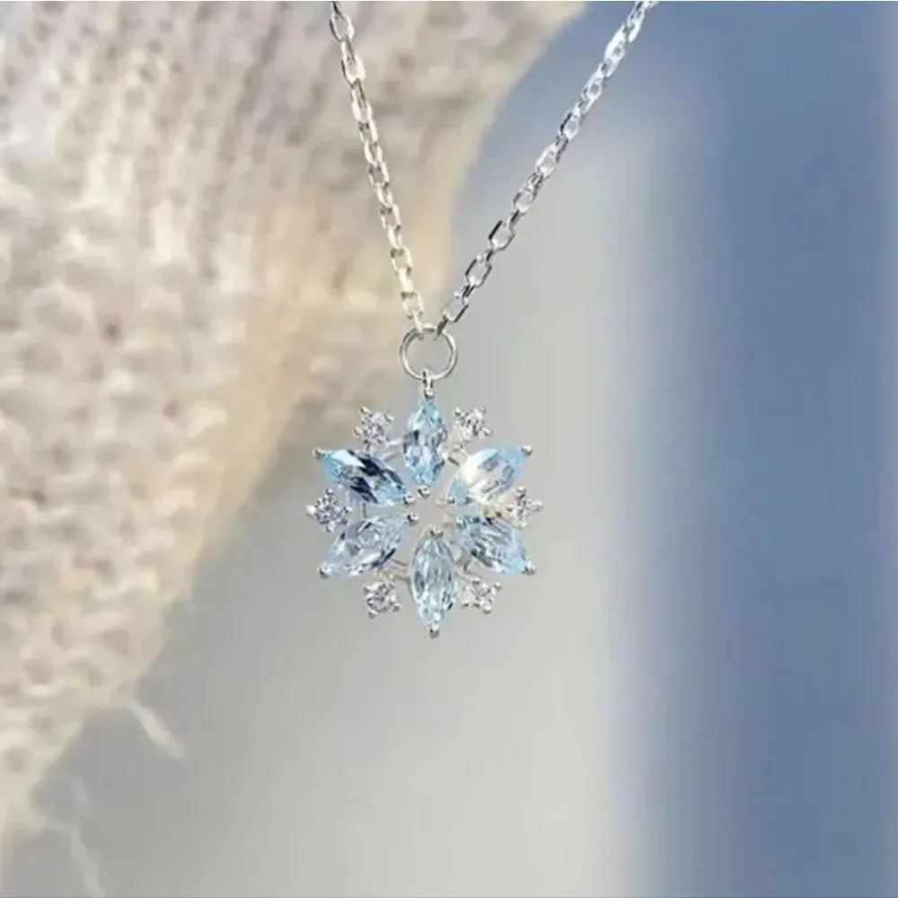 👋 Disney Frozen Snowflake Necklace | Mix And Match 3/$20